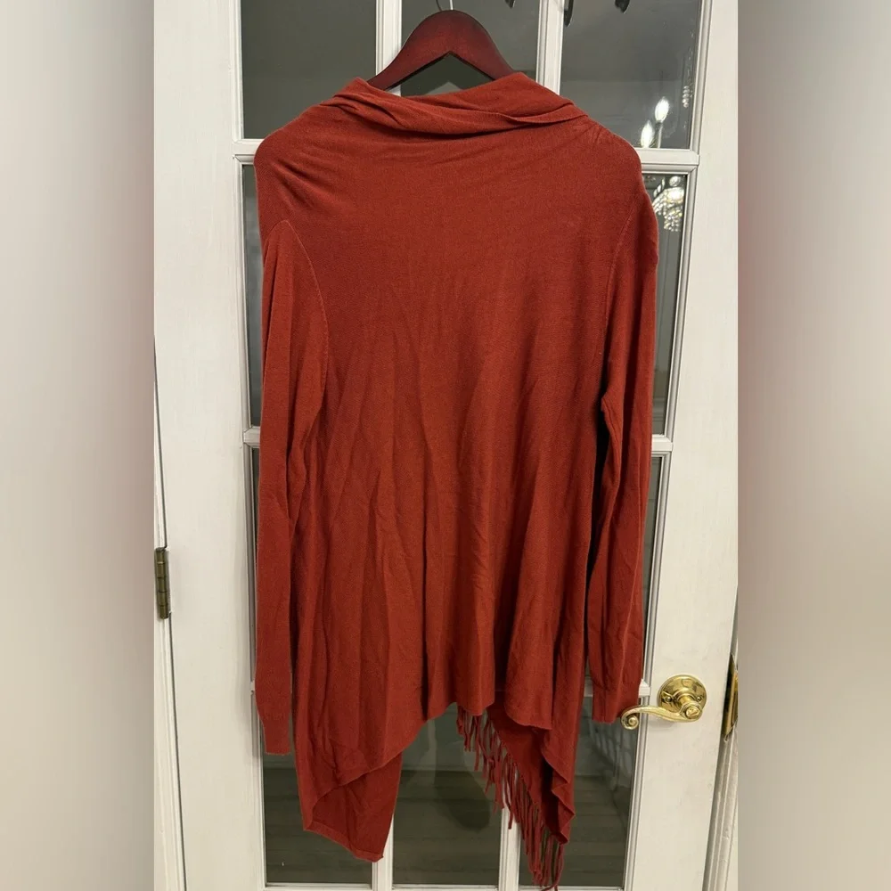 ANTHROPOLOGIE LOVESTITCH Women's Red Orange Fringe Wrap Poncho Size M NEW